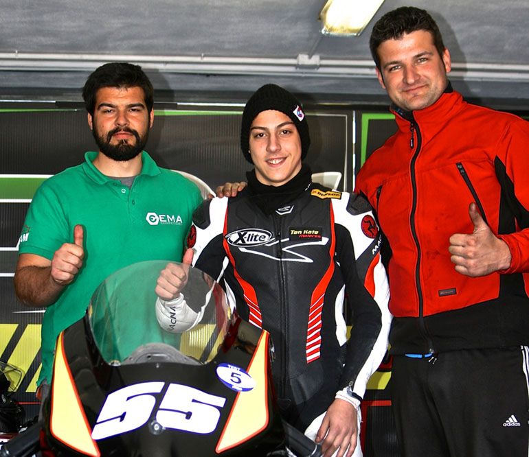 Ο 15χρονος νότης Παπαπαύλου δεν καταλαβαίνει από πτώσεις και ετοιμάζεται για τον πρώτο αγώνα της χρονιάς στην Ισπανία