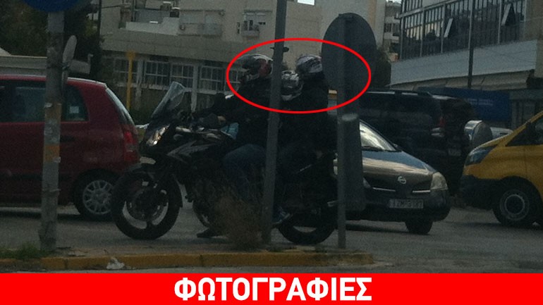 Τρικάβαλο με παιδί πάνω σε μοτοσικλέτα…