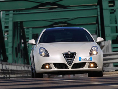 Τιμές-σοκ για λίγες Alfa Romeo Giulietta Τιμές-σοκ για λίγες Alfa Romeo Giulietta