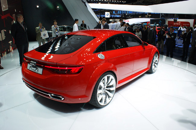 Η... sportback εκδοχή του Audi TT. Άλλο σχήμα αλλά όπως πάντα εκκεντρικό που δεν μπορεί να περάσει απαρατήρητο. Μία συνταγή που την πρωτοείδαμε όταν εμφανίστηκε στους δρόμους η πρώτη γενιά του γερμανικού σπορ μοντέλου...