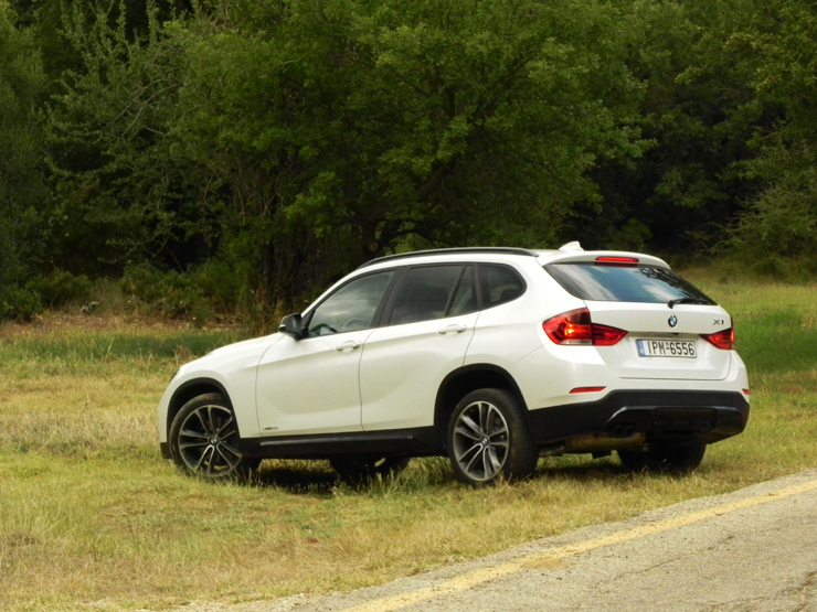 Άμα έχεις ένα τέτοιο crossover βγάλτε το και εκτός δρόμου... Δεν θα χάσετε!!!