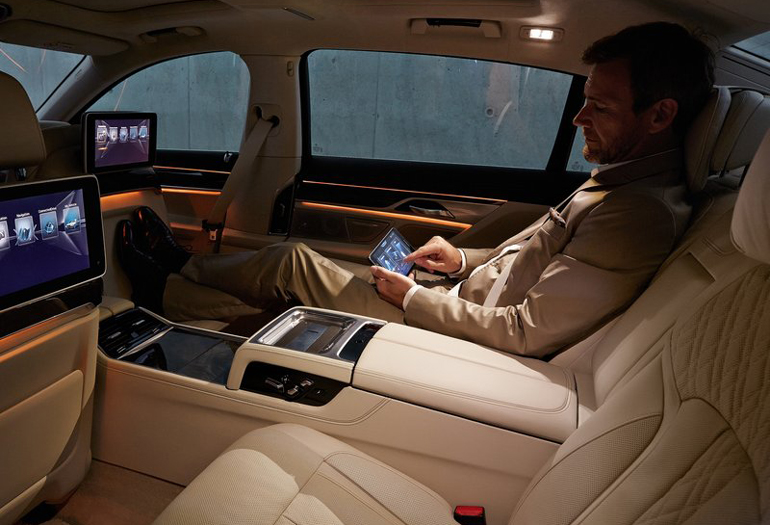 Το πίσω μέρος της νέας BMW Series 7...