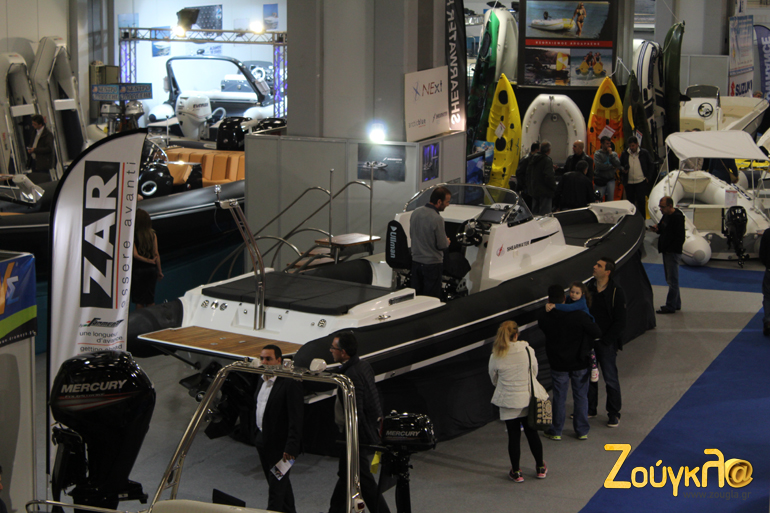 Από τα πιο power σκάφη της έκθεσης και... γενικός!!!