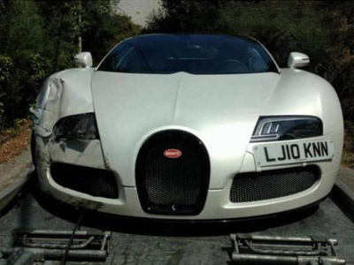 Τρακαρισμένη Bugatti Veyron…