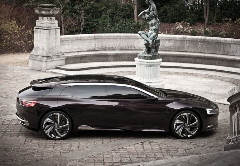 εντυπωσιάζει το μήκος του Numero 9...