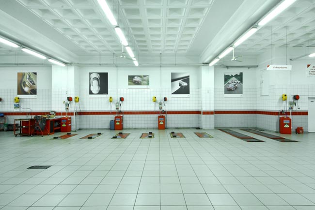 Όσο και εάν σας φαίνετε περίεργο ο συγκεκριμένος χώρος δεν είναι χειρουργείο αλλά... συνεργείο