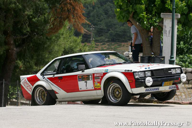 Άτυχος ο Πίτσος με το πανέμορφο Toyota ο οποίος εγκατέλειψε...