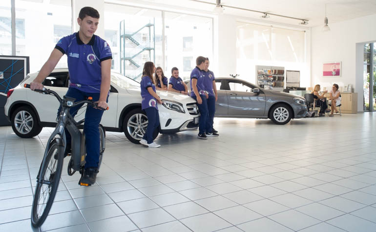 Έτοιμοι για άλλα... κόλπα οι Έλληνες μαθητές... 