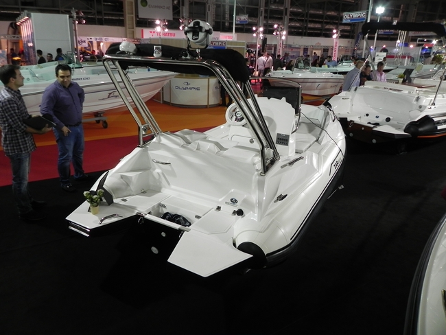 Πολλές προτάσεις στην κατηγορία των μικρών σκαφών