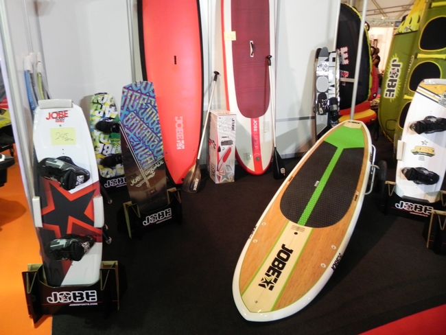 Σανίδες, αξεσουάρ...