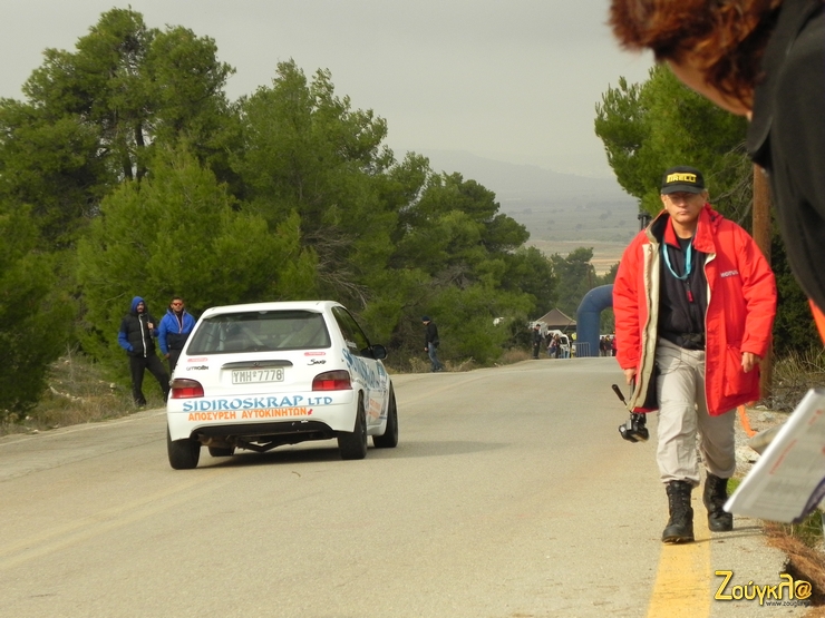 Ο Κώστας Τουρναβίτης όπως πάντα μάχιμος....