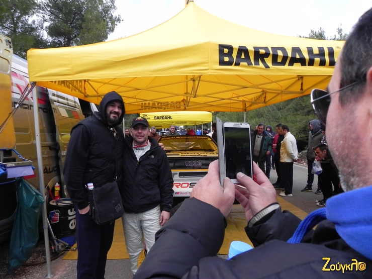 Όλοι ήθελαν να φωτογραφηθούν με τον Nikolay Zlatkov