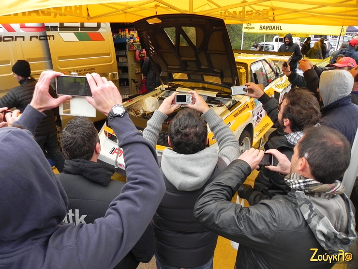 Το καπό ανοίγει και οι φωτογραφίες πέφτουν βροχή!!!!