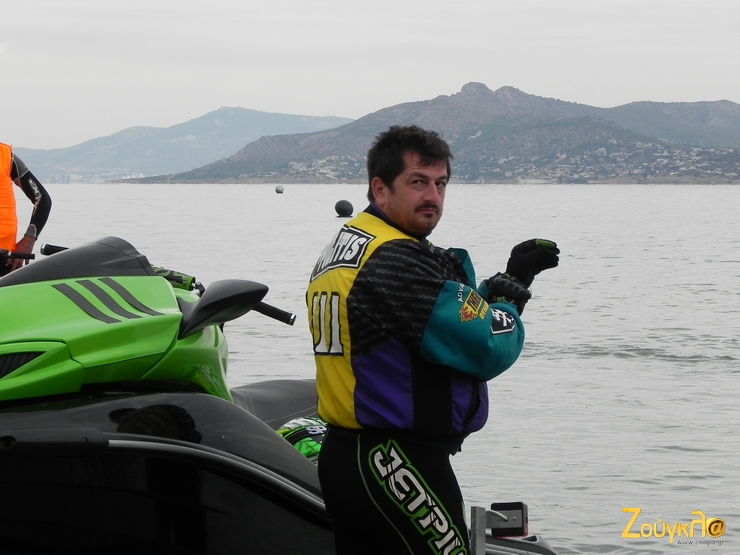 Πολίτης έτοιμος για δράση