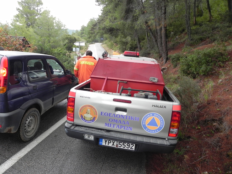 Η εθελοντική ομάδα Κούρος Μεγάρων βρίσκεται πάντα κοντά στους οδηγούς (γρήγορους και... μη)!