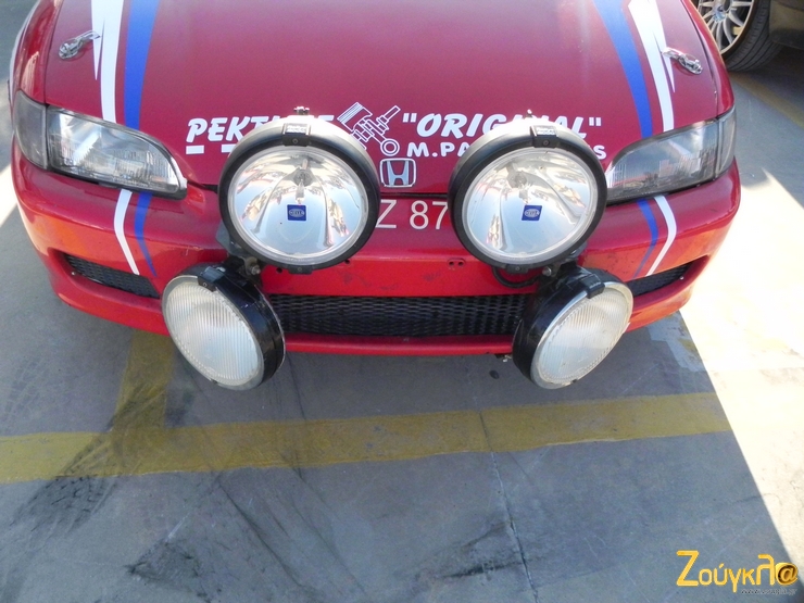 Νάτα και τα... προβόλια!!!