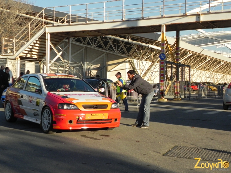 Κάτσε να σε βγάλω μία φωτογραφία...