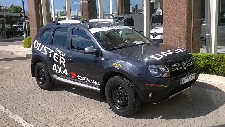 Σε ρόλο πλοηγού του SEAJETS Ράλι Ακρόπολις το Dacia Duster