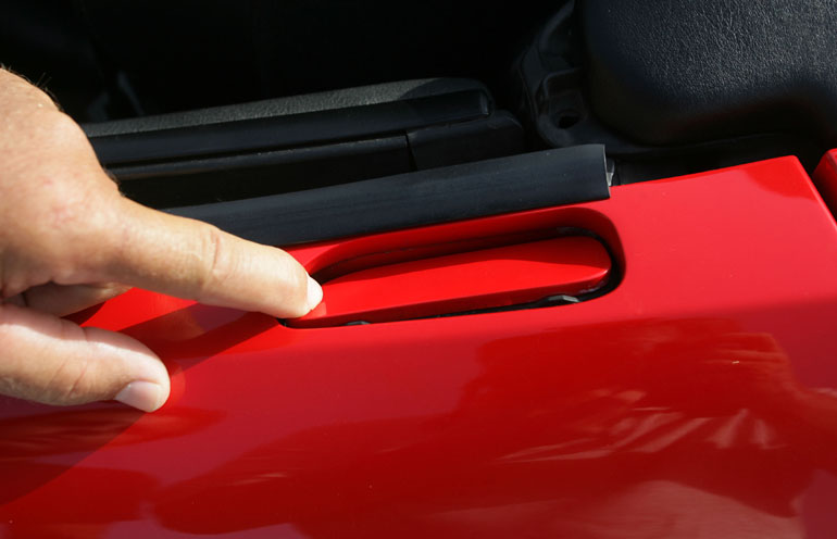 Με αυτό τον τρόπο ανοίγουν οι πόρτες του Viper...