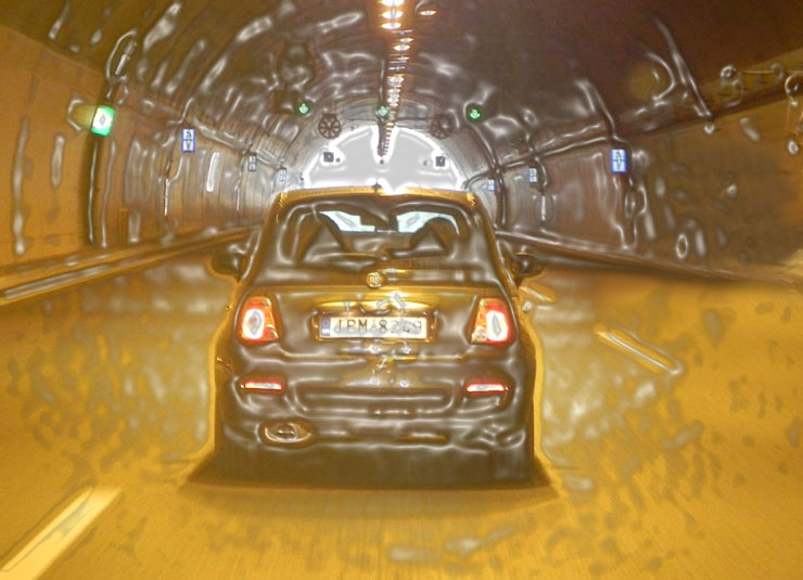 Το... τούνελ έχει ακόμα πολύ δρόμο...