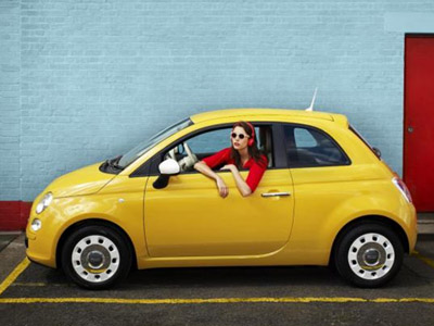 Οι πελάτες του Fiat 500 δεν πληρώνουν το… χρώμα Οι πελάτες του Fiat 500 δεν πληρώνουν το… χρώμα