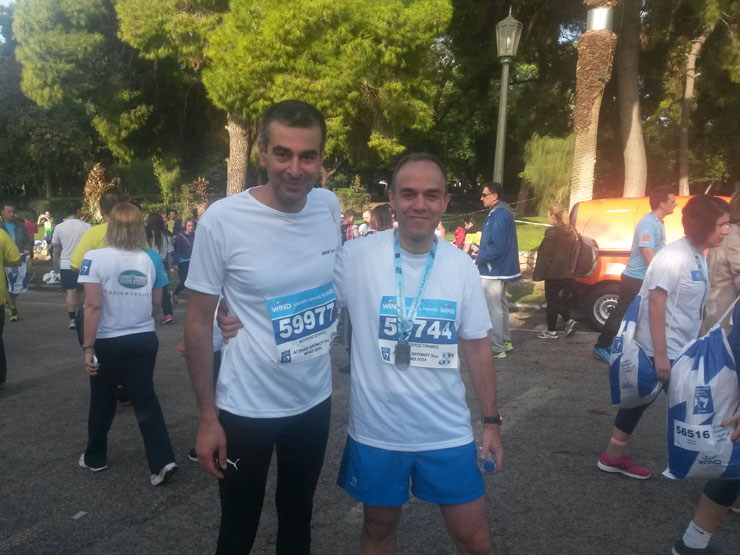 Σπύρος Φιλίππας (Πρόεδρος στην BMW Hellas - αριστερά) και Ιωάννης Καλλίγερος (Πρόεδρος στην Mercedes Benz Hellas)