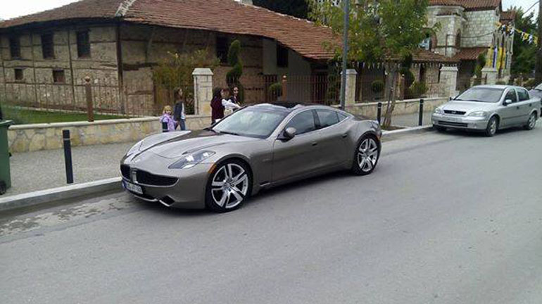 Σίγουρα ένα τέτοιο αυτοκίνητο δεν μπορεί να περάσει απαρατήρητο...