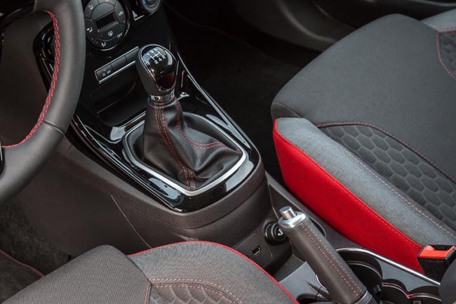 Κιβώτιο ταχυτήτων πέντε σχέσεων...