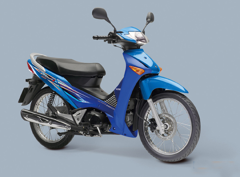 Τιμή εκκίνησης για παπί HOnda Innova τα 500 ευρώ...