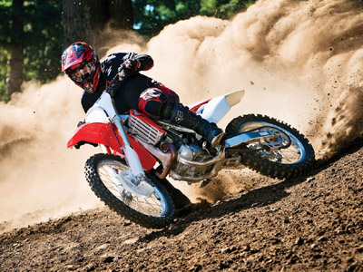 Μειωμένες τιμές σε μοτοσικλέτες stock Honda CRF