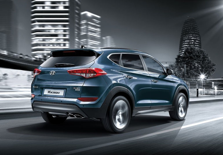 Σύγχρονες σχεδιαστικές γραμμές για το κορεατικό SUV...