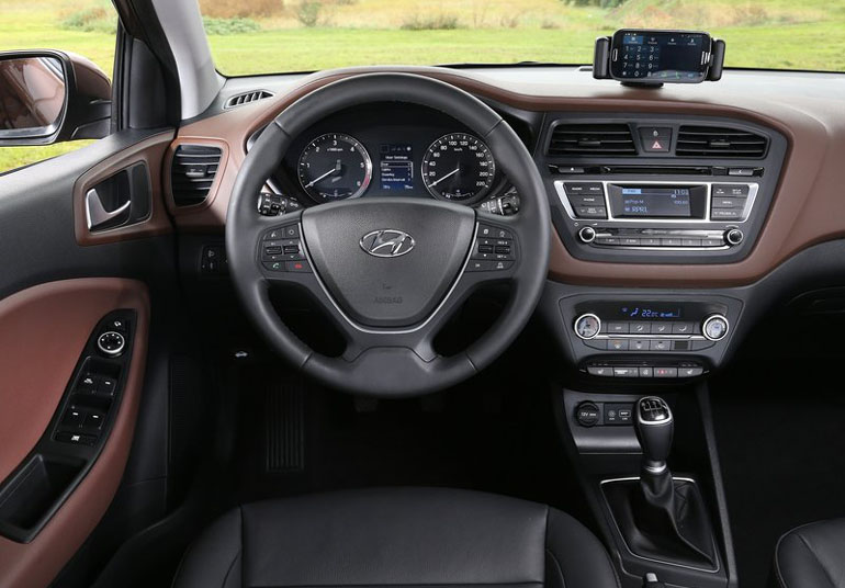 H ποιότητα κατασκευής είναι πολύ ψηλή και δεν θυμίζει σε τίποτα Hyundai παλαιότερης γενιάς...