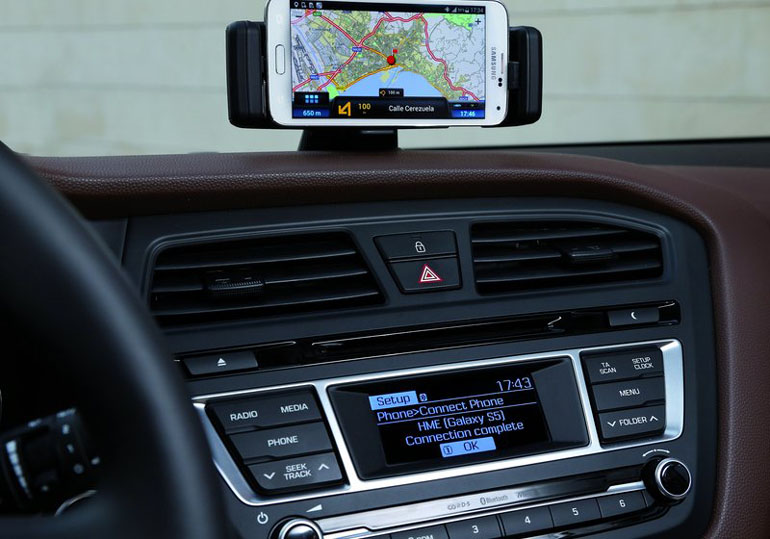 Ειδική θήκη για κινητό που μεταφέρει πληροφορίες και ταυτόχρονα φορτίζει... 