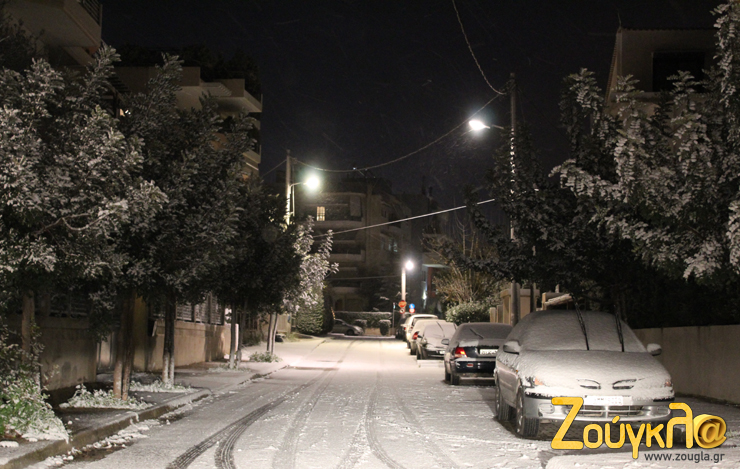 Δρόμος μέσα στο Μαρούσι...