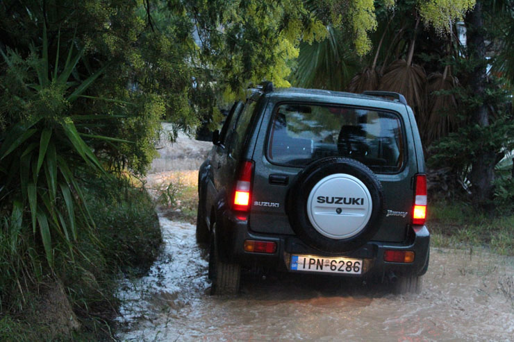 Αυτοκίνητο για ειδικές αποστολές...