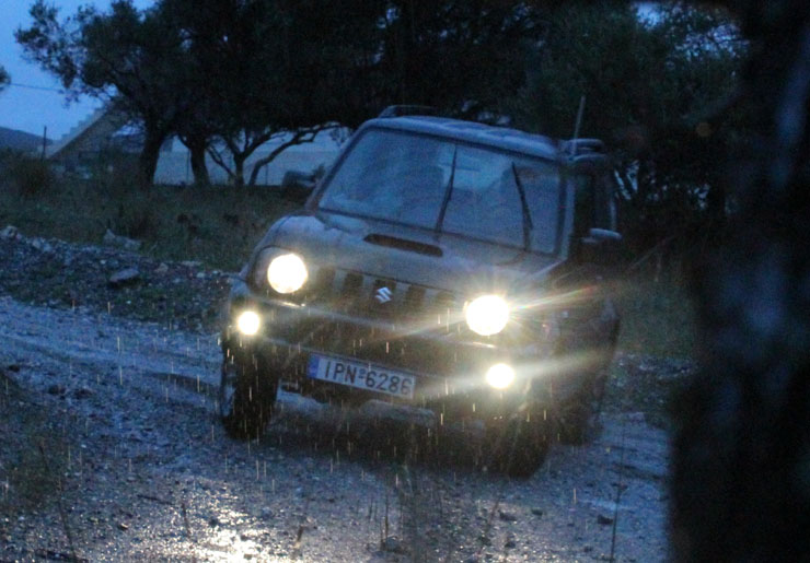 Δεν υπάρχει περίπτωση να λατρεύεις τη φύση και να μην θέλεις ένα Jimny...