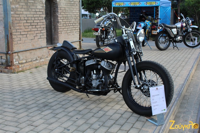 Harley Davidson του 1942 με κινητήρα 750 κ.εκ. σε υπεράριστη κατάσταση...