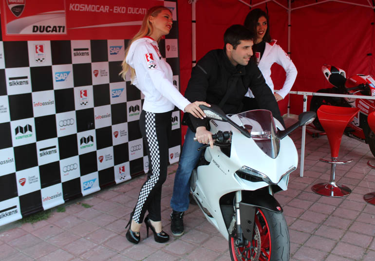 Δείτε εδώ χαρά....