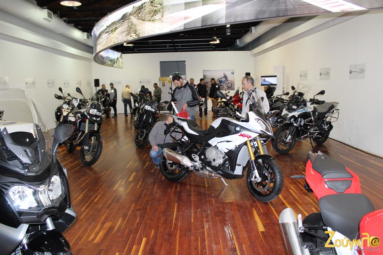 Όλη η γκάμα των μοτοσικλετών της BMW ήταν εκεί...