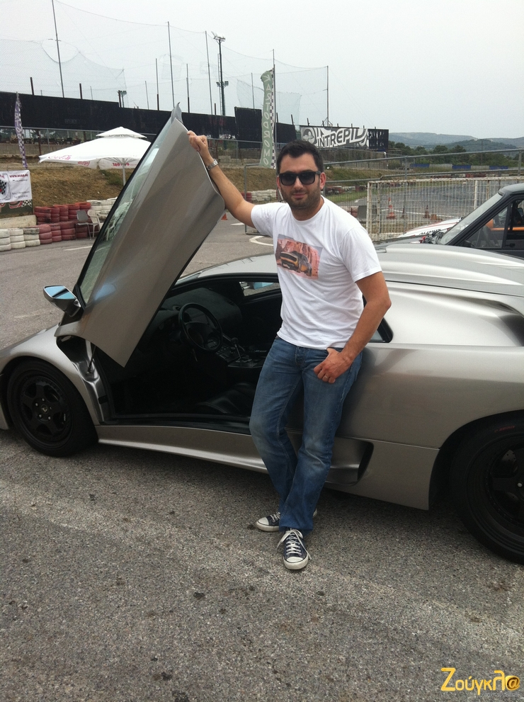 Αυτή δουλειά σε κάνει πολλές φορές να τρελαίνεσαι...