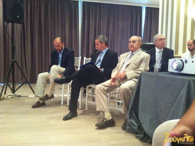 Βασίλης Θεοχαράκης (δεξιά), Τάκης Θεοχαράκης και Μάριος Μπαρκής...