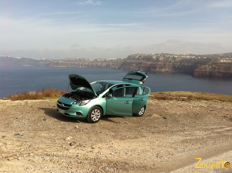 Το νέο Opel Corsa στη Σαντορίνη...