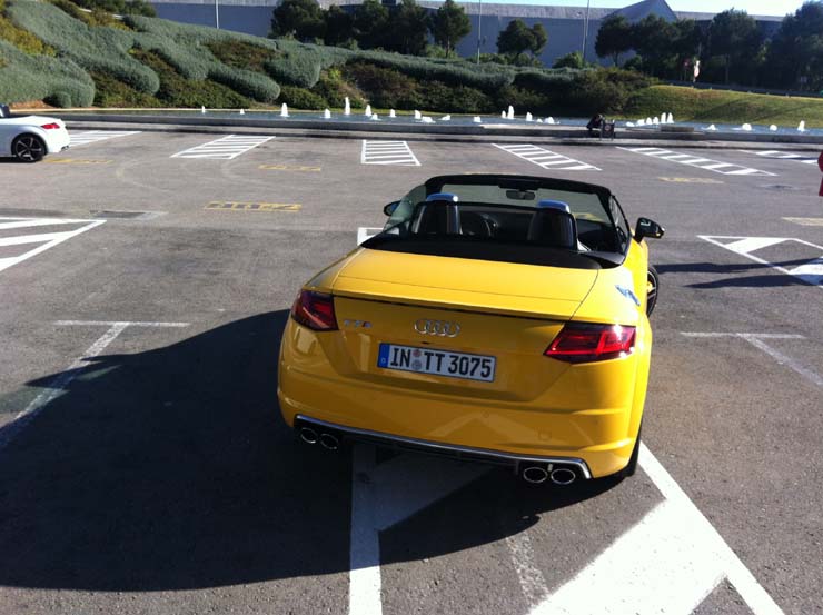 Δείτε... οπίσθια!!!