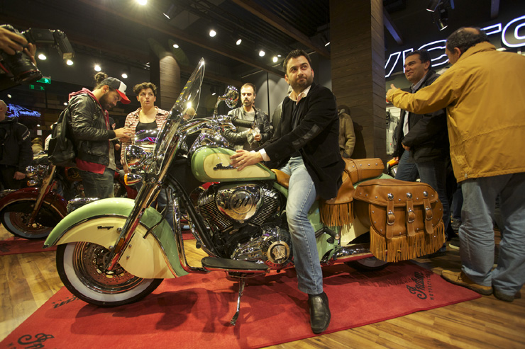 Αισθάνεσαι άλλος ανθρώπος πάνω σε μία Chief Vintage... (φωτό: Χρήστος Καραγιωργάκης)