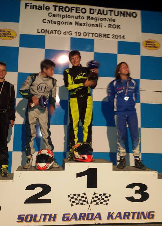 Στην κορυφή ανέβηκε ο Ρώσος αθλητής με την στήριξη του Έλληνα Τάκη Καιτατζή!!!