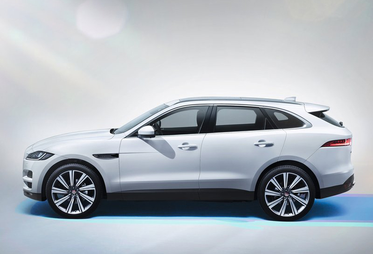 Και να μην σου αρέσουν τα Jaguar δε γίνεται να μην το πεις όμορφο...