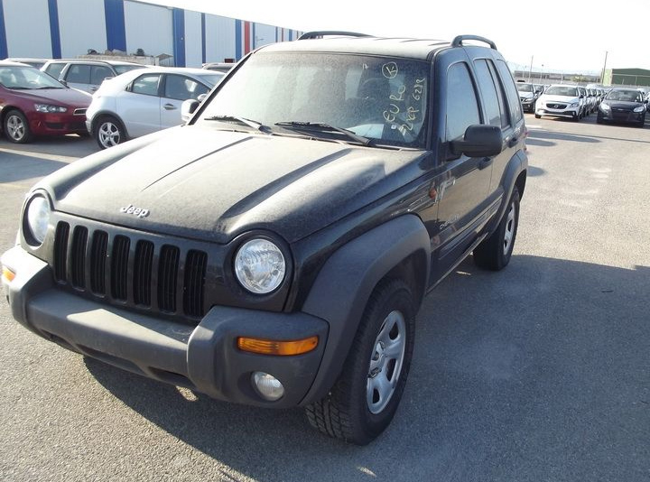 To συγκεκριμένο Cherokee πωλείται με 184.000 χλμ. αντί του ποσού των 2.000 ευρώ