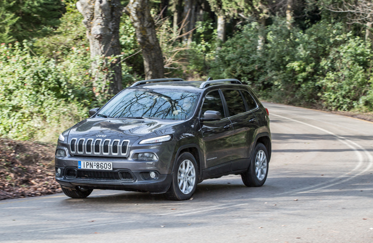 Με το νέο Cherokee στρίβεις και μάλιστα... γρήγορα αλλά και χωρίς προβληματισμούς...