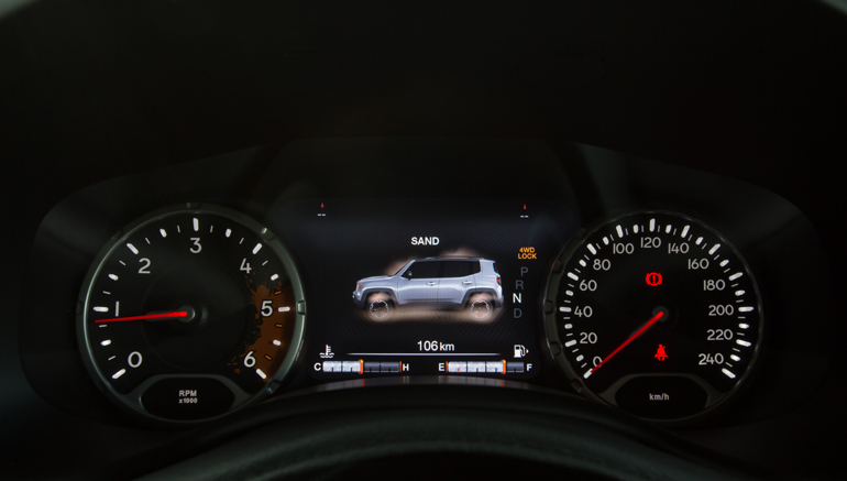 Ο ψηφιακός πίνακας οργάνων...