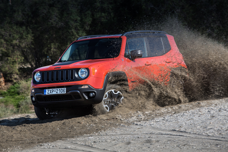 Τέρμα γκάζι και στην άμμο...